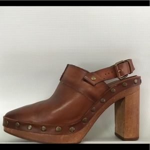 COPY - Massimo Dutti clogs gently worn size 6 M